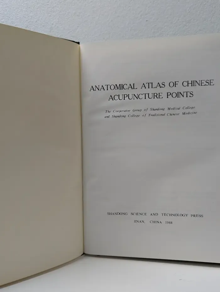 Anatomical Atlas of Chinese Acupuncture Points