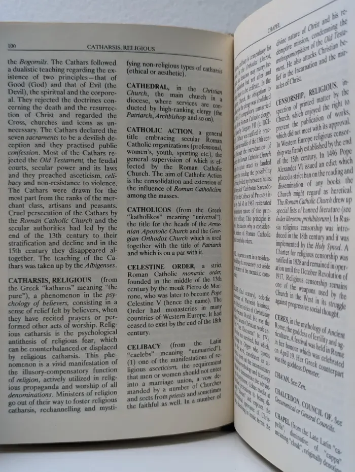 A dictionary for Believers and Nondelievers. Словарь для верующих и неверующих