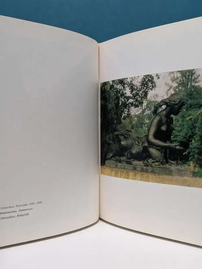 Lietuvos TSR Daile. Искусство Литовской ССР. The Art of Soviet Lithuania