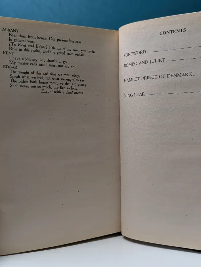 Читаем в оригинале. William Shakespeare. The Tragedies
