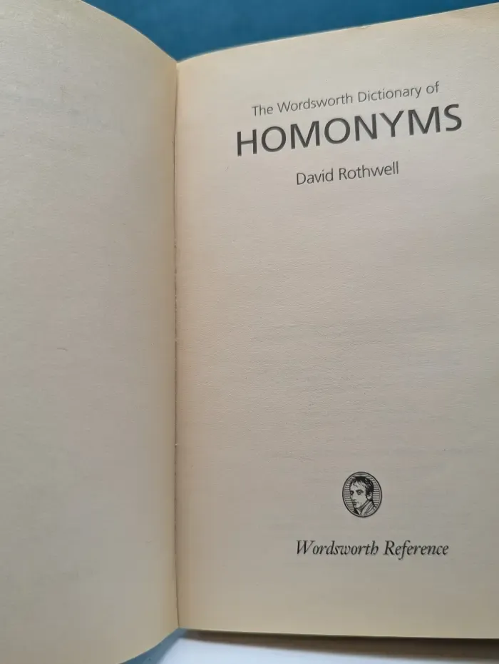 Dictionary of Homonyms. Словарь омонимов
