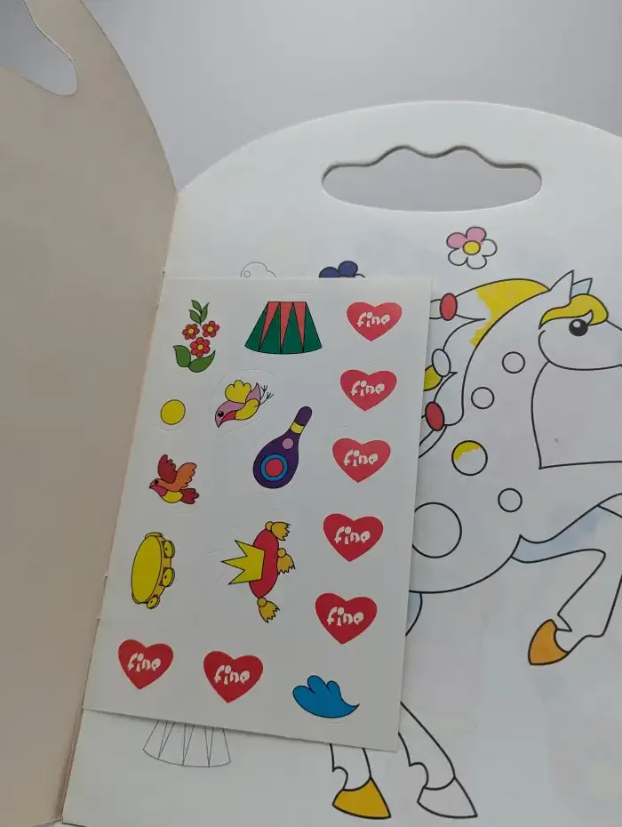 Раскраска с наклейками. My colouring book