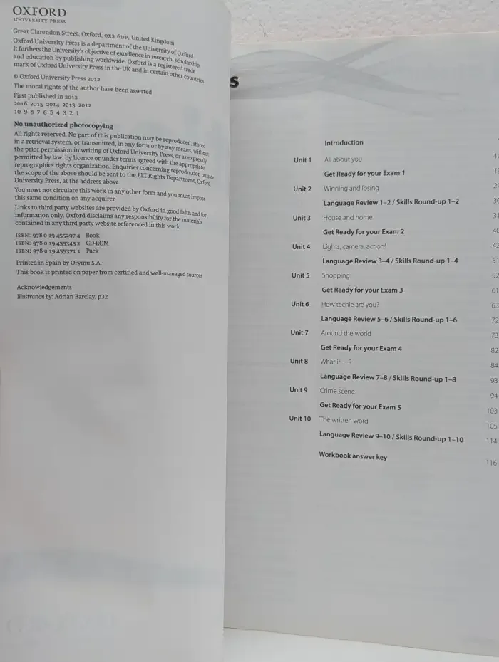 Solutions: Pre-Intermediate Teacher's Book