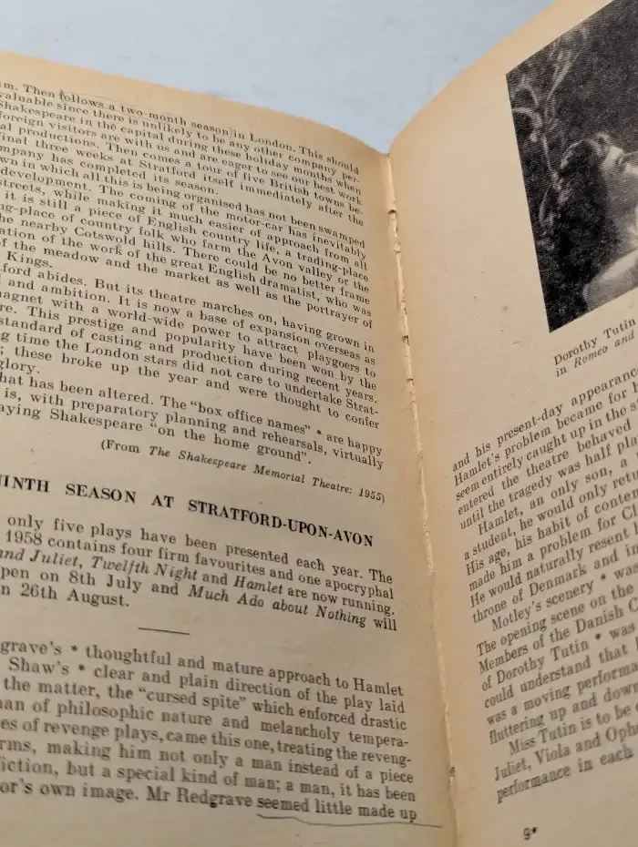 A book of Britain. Британия