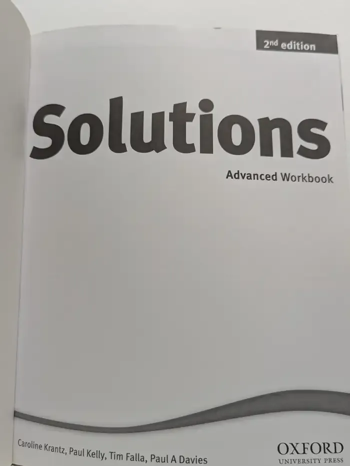 Solutions: Advanced Workbook (+CD)