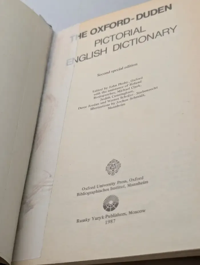 The Oxford-Duden Pictorial English Dictionary