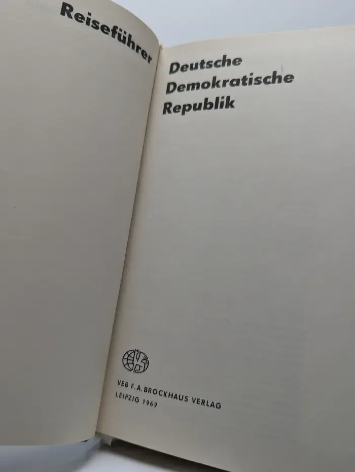 Deutsche Demokratische Republik: Reiseführer