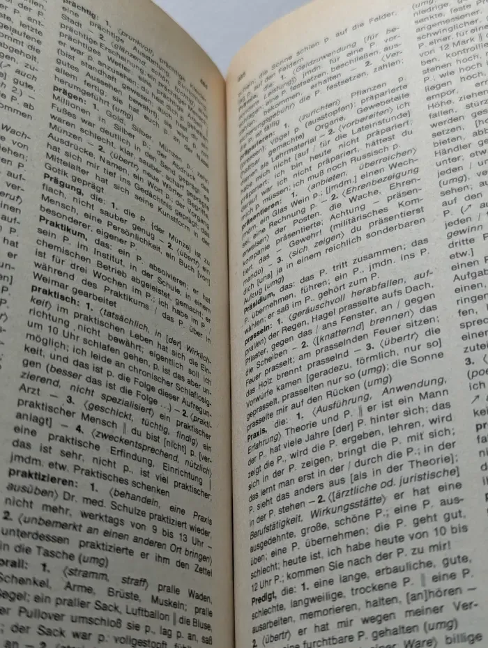 Worter und Wendungen. Worterbuch zum deutschen Sprachgebrauch. Слова и обороты речи. Словарь немецкого языка